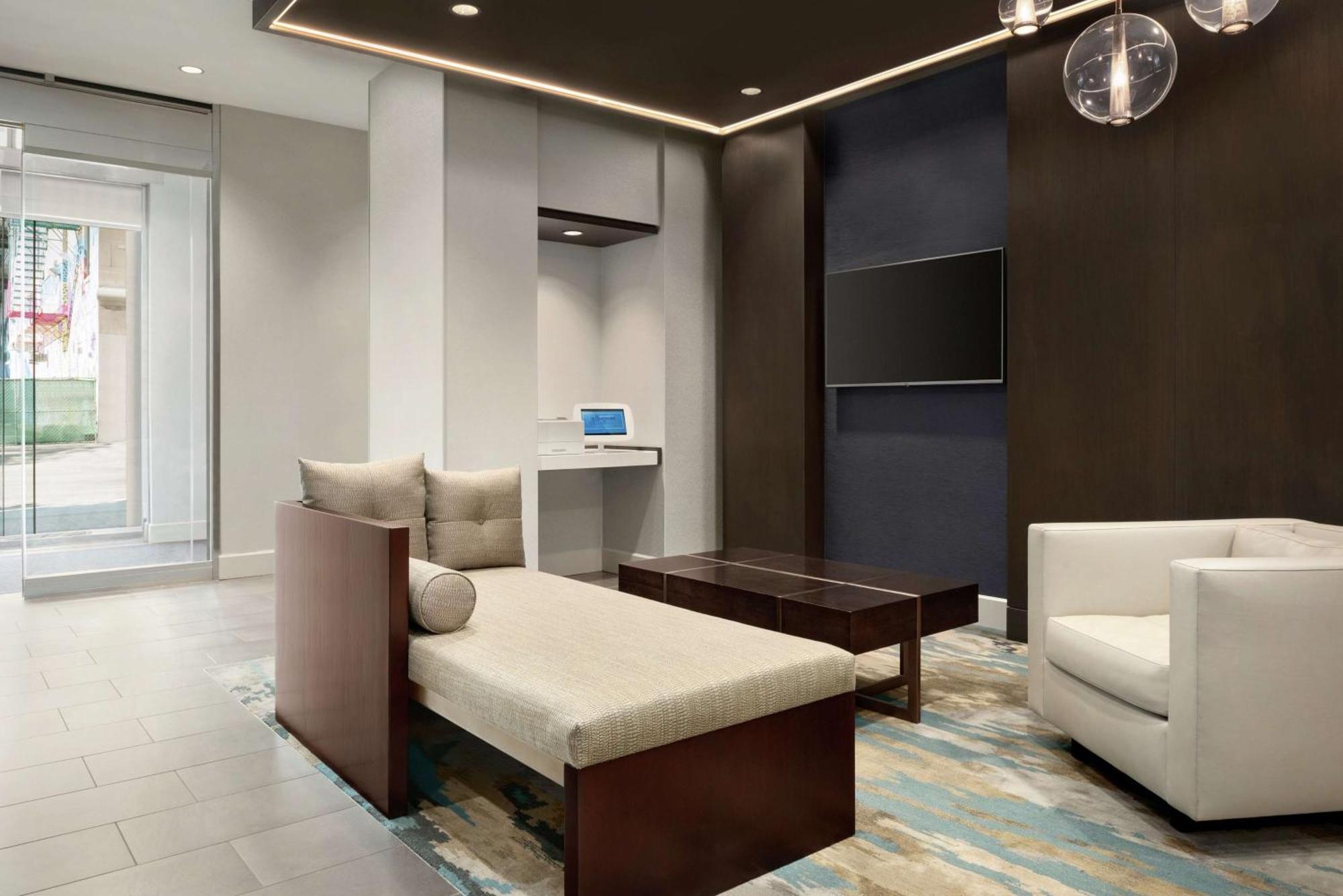 Hilton Garden Inn Chicago Downtown South Loop Экстерьер фото